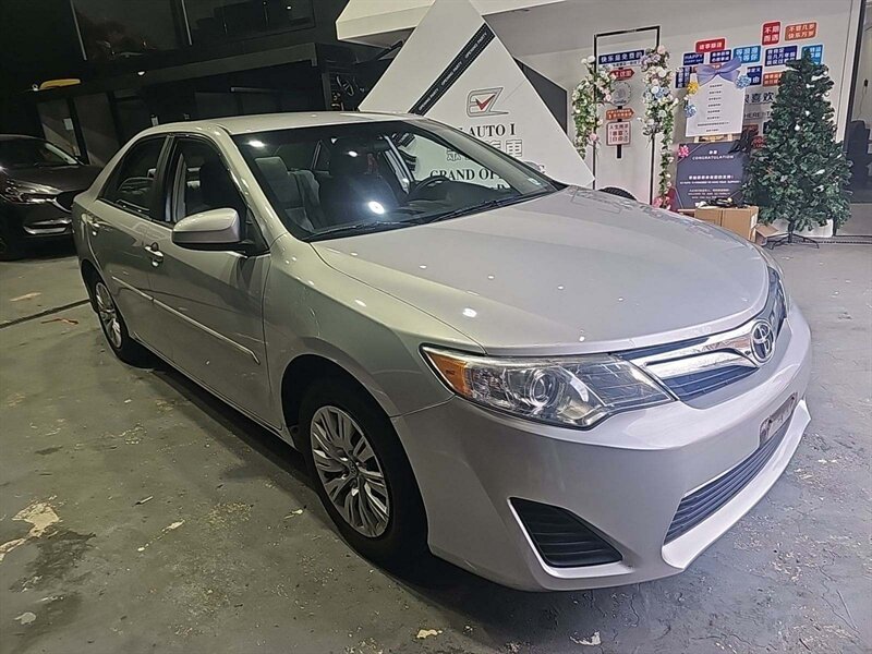2013 Toyota Camry LE  