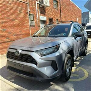 2021 Toyota RAV4 LE SUV