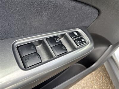 2012 Subaru Forester 2.5X Limited - Photo 10 - Portland, OR 97267