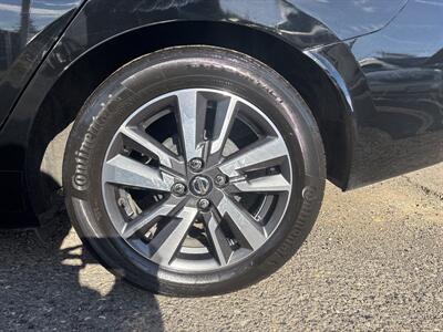 2021 Nissan Versa SV - Photo 23 - Portland, OR 97267