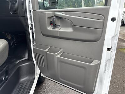2014 Chevrolet Express 1500 - Photo 17 - Portland, OR 97267