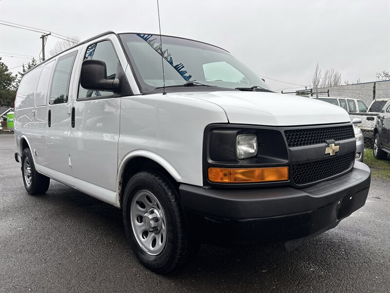 2014 Chevrolet Express 1500   - Photo 1 - Portland, OR 97267