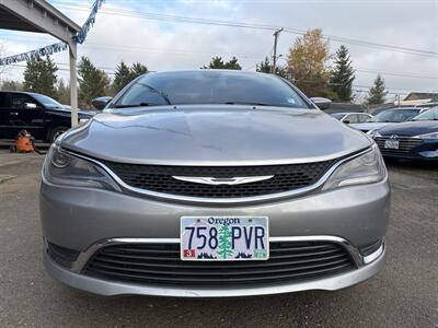 2015 Chrysler 200 Limited   - Photo 2 - Portland, OR 97267