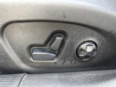 2015 Chrysler 200 Limited   - Photo 11 - Portland, OR 97267