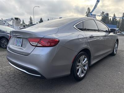 2015 Chrysler 200 Limited   - Photo 7 - Portland, OR 97267