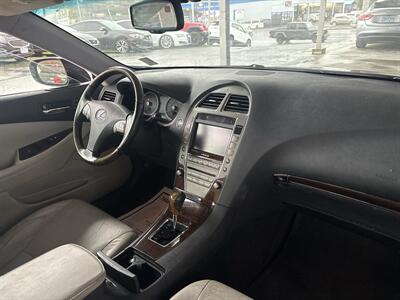 2010 Lexus ES 350 - Photo 16 - Portland, OR 97267