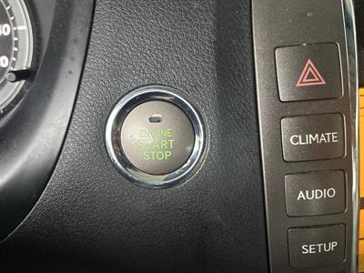 2010 Lexus ES 350 - Photo 19 - Portland, OR 97267