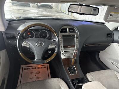 2010 Lexus ES 350 - Photo 13 - Portland, OR 97267