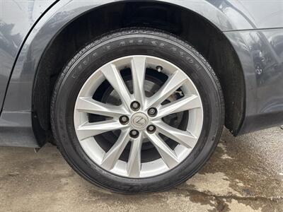 2010 Lexus ES 350 - Photo 23 - Portland, OR 97267