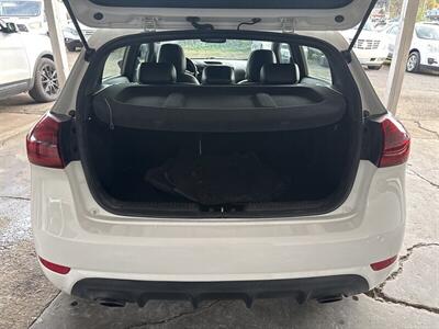 2016 Kia Forte5 SX - Photo 16 - Portland, OR 97267