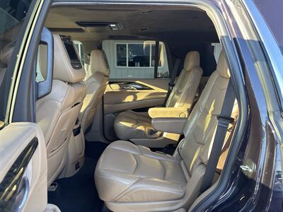 2018 Cadillac Escalade Platinum - Photo 9 - Portland, OR 97267