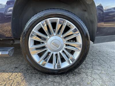 2018 Cadillac Escalade Platinum - Photo 27 - Portland, OR 97267