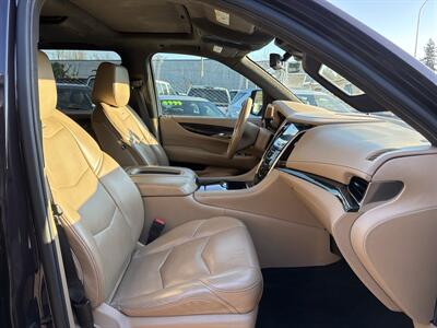 2018 Cadillac Escalade Platinum - Photo 18 - Portland, OR 97267