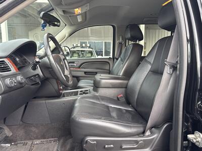 2011 Chevrolet Suburban LT   - Photo 11 - Portland, OR 97267