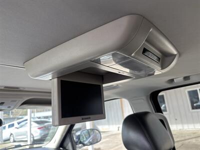 2013 Cadillac Escalade ESV Premium   - Photo 19 - Portland, OR 97267