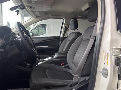 2018 Dodge Journey SXT   - Photo 9 - Portland, OR 97267