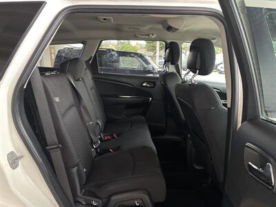 2018 Dodge Journey SXT   - Photo 16 - Portland, OR 97267