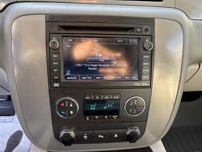 2011 Chevrolet Suburban LT - Photo 21 - Portland, OR 97267