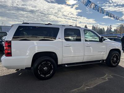 2011 Chevrolet Suburban LT - Photo 8 - Portland, OR 97267
