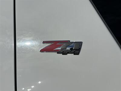 2011 Chevrolet Suburban LT - Photo 9 - Portland, OR 97267