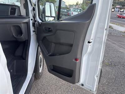 2020 Ford Transit 250   - Photo 17 - Portland, OR 97267