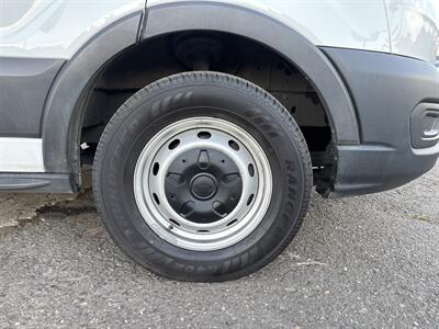 2020 Ford Transit 250   - Photo 26 - Portland, OR 97267