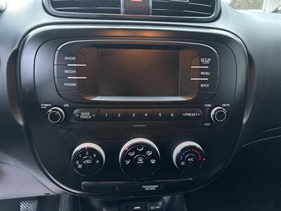 2018 Kia Soul LX   - Photo 19 - Portland, OR 97267