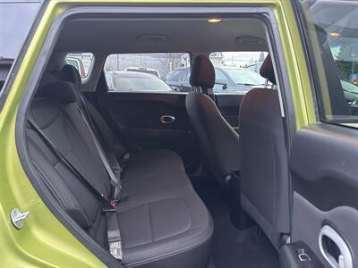 2018 Kia Soul LX   - Photo 15 - Portland, OR 97267