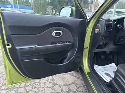 2018 Kia Soul LX   - Photo 6 - Portland, OR 97267