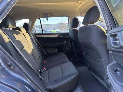2015 Subaru Outback 2.5i Premium   - Photo 16 - Portland, OR 97267