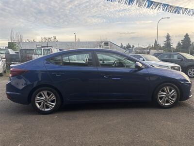 2020 Hyundai ELANTRA SEL   - Photo 8 - Portland, OR 97267