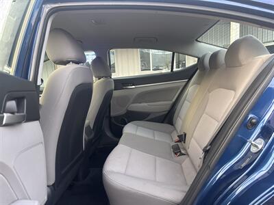 2020 Hyundai ELANTRA SEL   - Photo 11 - Portland, OR 97267