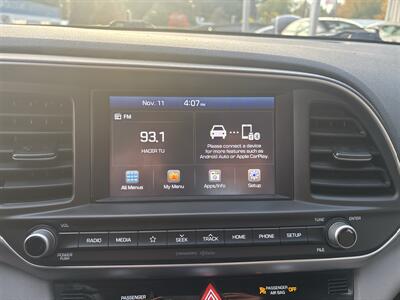 2020 Hyundai ELANTRA SEL   - Photo 17 - Portland, OR 97267