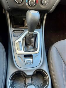 2016 Jeep Cherokee Sport - Photo 16 - Evansville, IN 47711