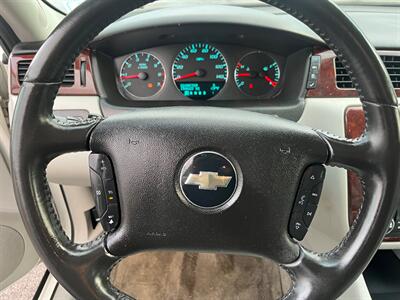 2009 Chevrolet Impala LT   - Photo 12 - Evansville, IN 47711