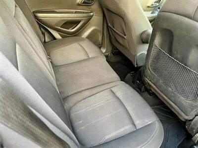 2016 Chevrolet Trax LT - Photo 9 - Evansville, IN 47711