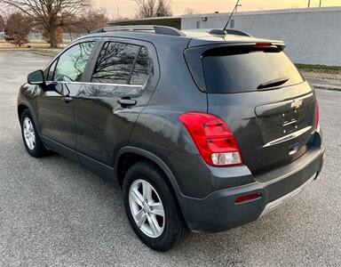 2016 Chevrolet Trax LT - Photo 3 - Evansville, IN 47711