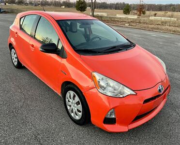 2013 Toyota Prius c One   - Photo 7 - Evansville, IN 47711