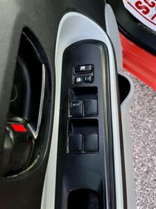 2013 Toyota Prius c One   - Photo 11 - Evansville, IN 47711