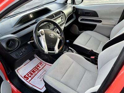 2013 Toyota Prius c One   - Photo 12 - Evansville, IN 47711