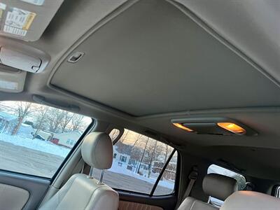 2005 Toyota Sequoia Limited   - Photo 19 - Evansville, IN 47711
