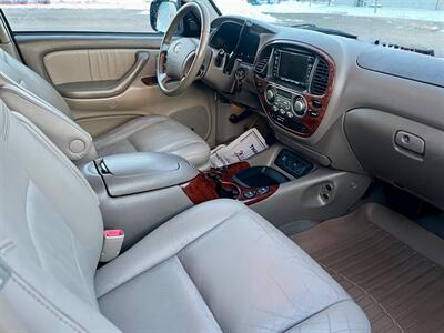 2005 Toyota Sequoia Limited   - Photo 8 - Evansville, IN 47711