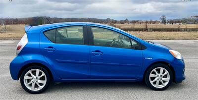 2013 Toyota Prius c One - Photo 2 - Evansville, IN 47711