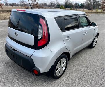 2016 Kia Soul - Photo 5 - Evansville, IN 47711