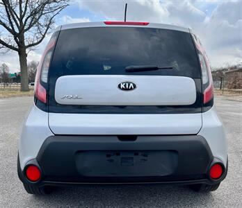 2016 Kia Soul - Photo 4 - Evansville, IN 47711