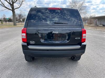 2017 Jeep Patriot Sport SE - Photo 4 - Evansville, IN 47711