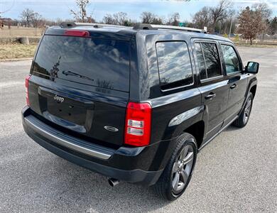 2017 Jeep Patriot Sport SE - Photo 9 - Evansville, IN 47711