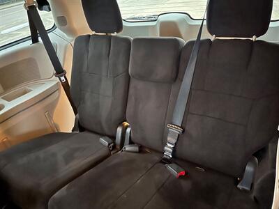 2012 Dodge Grand Caravan SXT - Photo 13 - Evansville, IN 47711