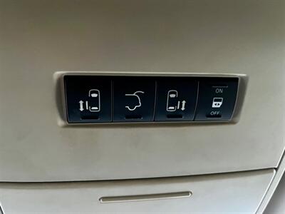 2012 Dodge Grand Caravan SXT - Photo 19 - Evansville, IN 47711