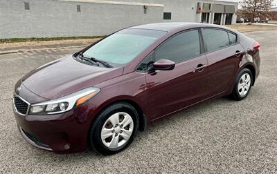 2017 Kia Forte LX   - Photo 1 - Evansville, IN 47711